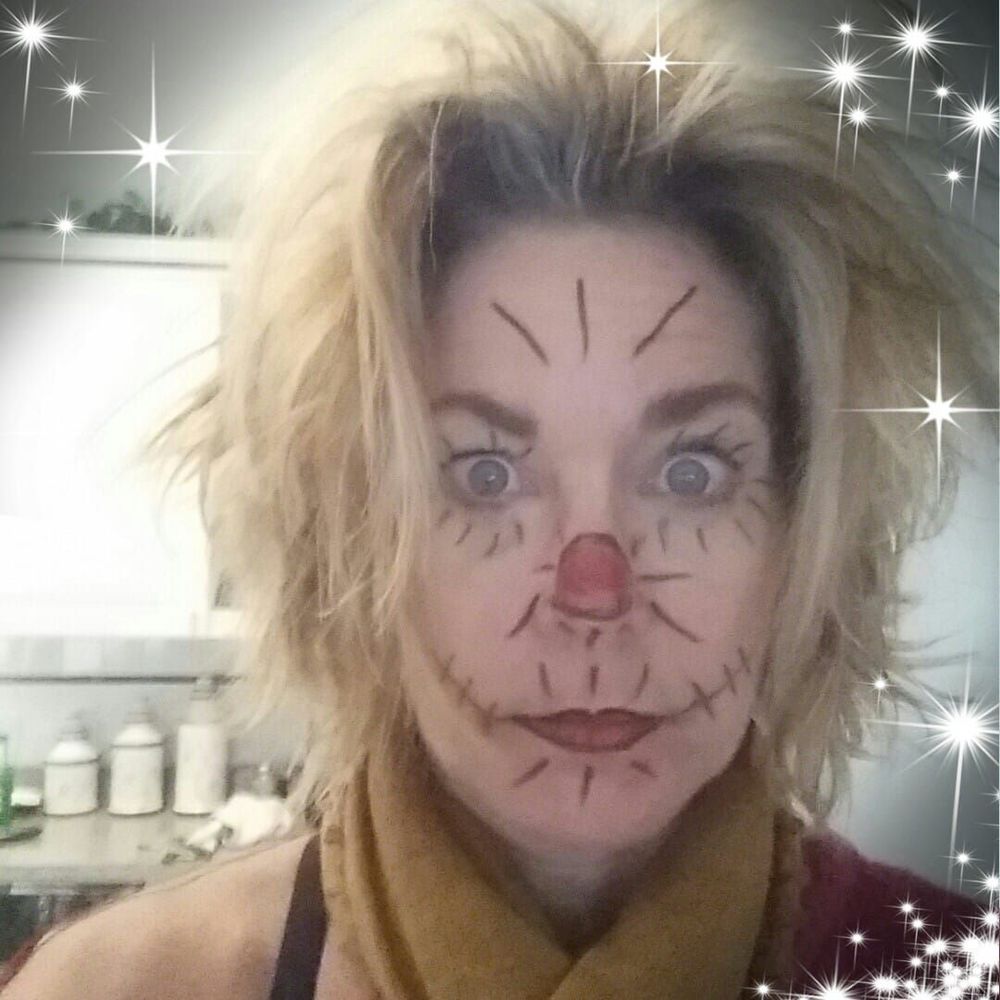 Meet your Posher, Sharon